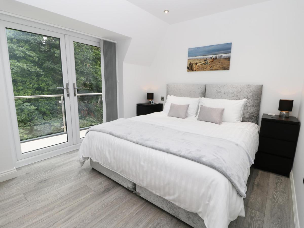 The Office Gardens, Apartment 3 Γουίτμπι Εξωτερικό φωτογραφία